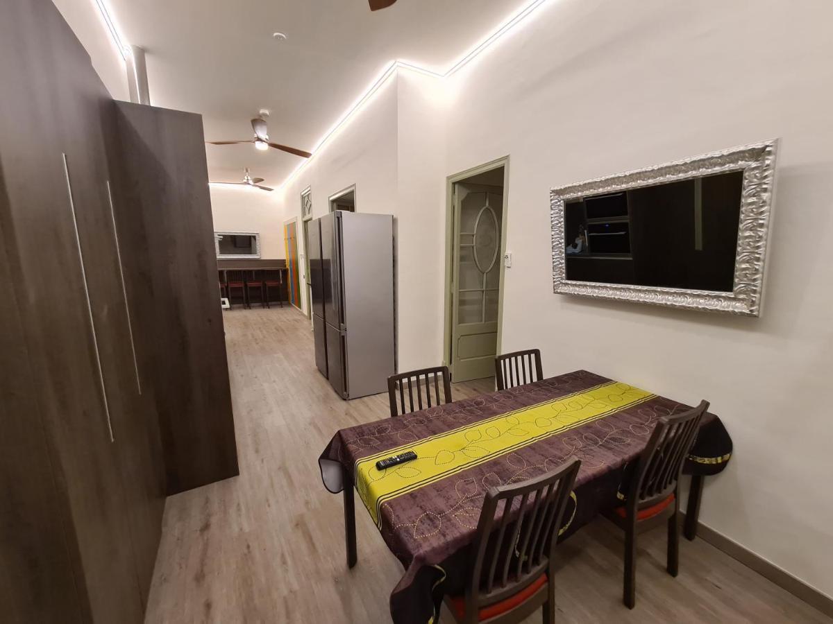Apartaments Vicus 3 Con Vistas A La Plaza Mayor De Vic Extérieur photo